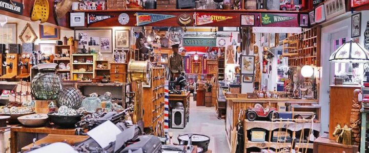 Akatlar Antika Eşya Alan Yerler