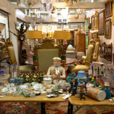 Abbasağa Antika Eşya Alan Yerler