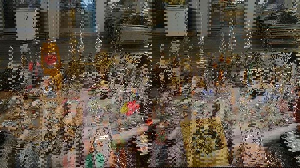 Abbasağa Antika Eşya Alanlar